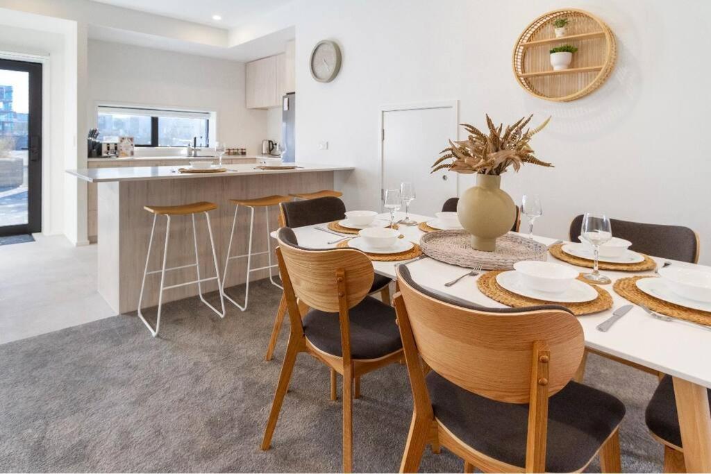 3 Minutes Walk To Riverside Market 4Bed4Bath 크라이스트처치 외부 사진